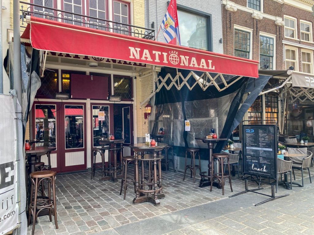 Café Nationaal te koop